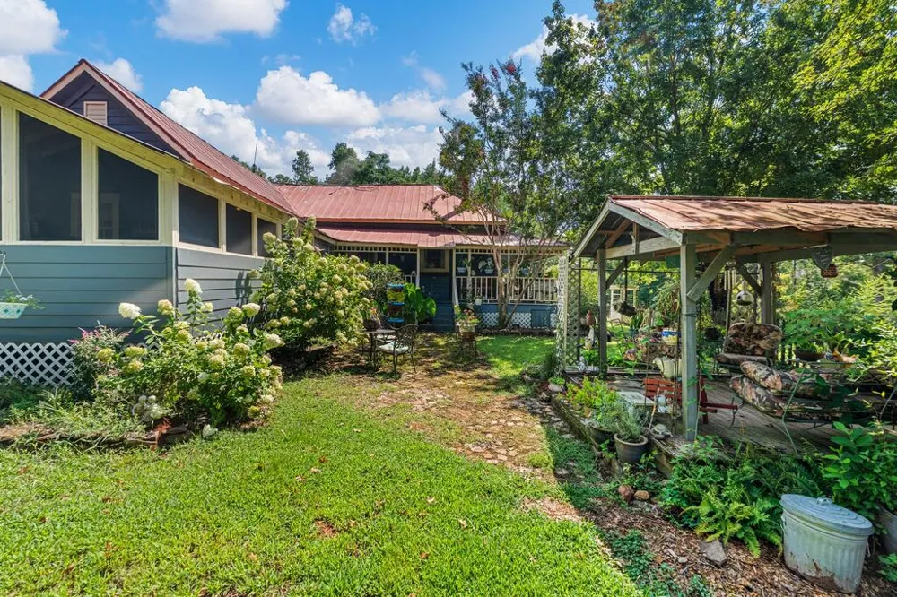 460 Roger Copeland Road Hamilton, GA 31811
