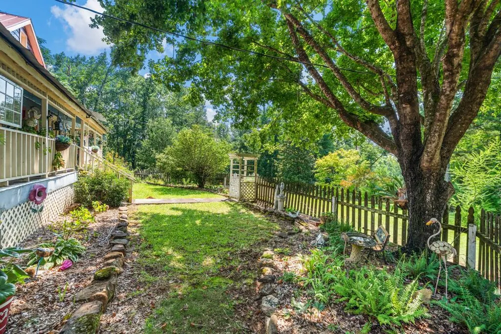 460 Roger Copeland Road Hamilton, GA 31811