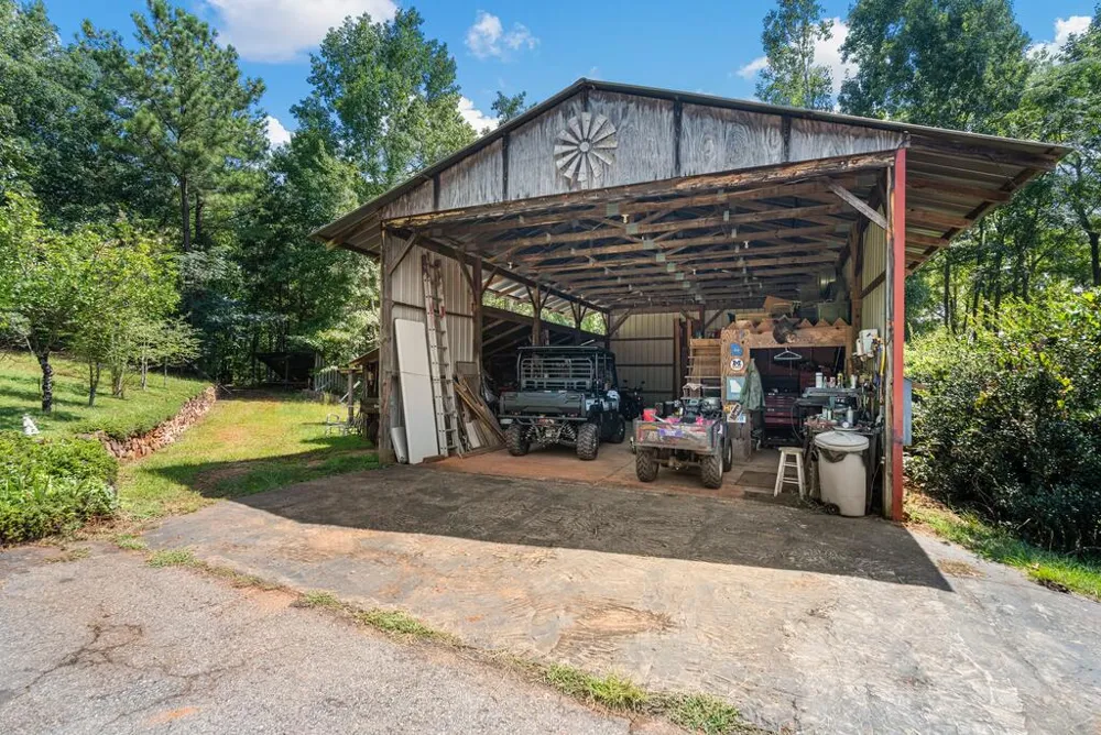 460 Roger Copeland Road Hamilton, GA 31811