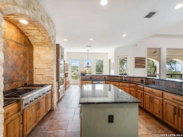14543 Contour Place Helotes, TX 78023
