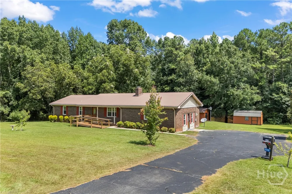 8050 Hog Mountain Road Statham, GA 30666