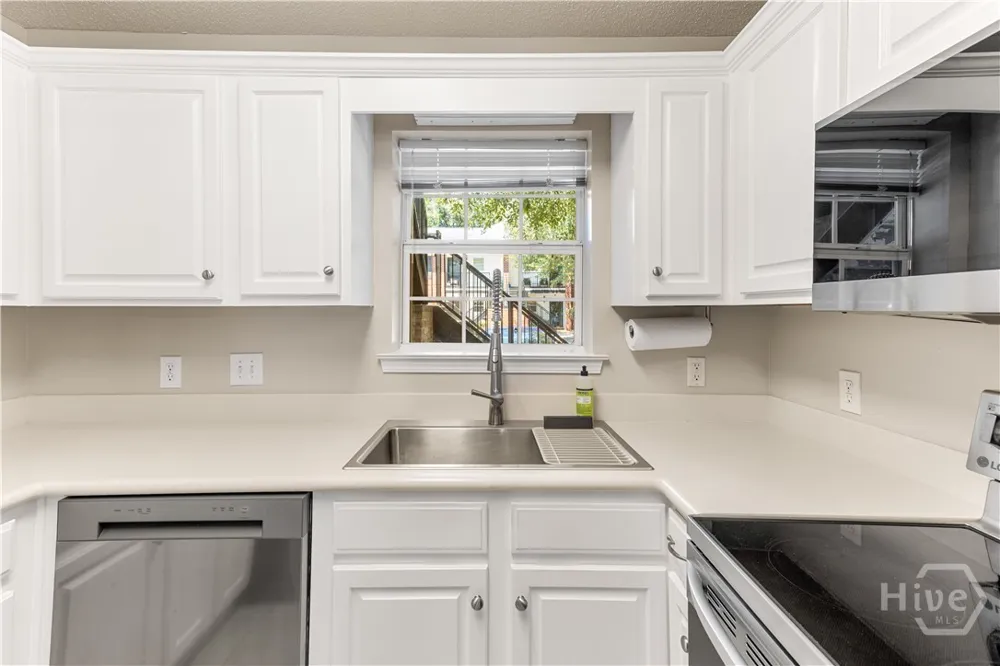 76 Al Henderson Boulevard #G3 Savannah, GA 31419