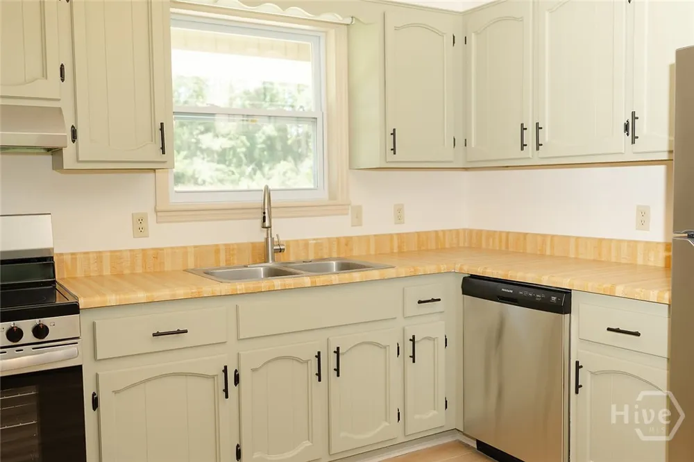 563 Keith Road Guyton, GA 31312