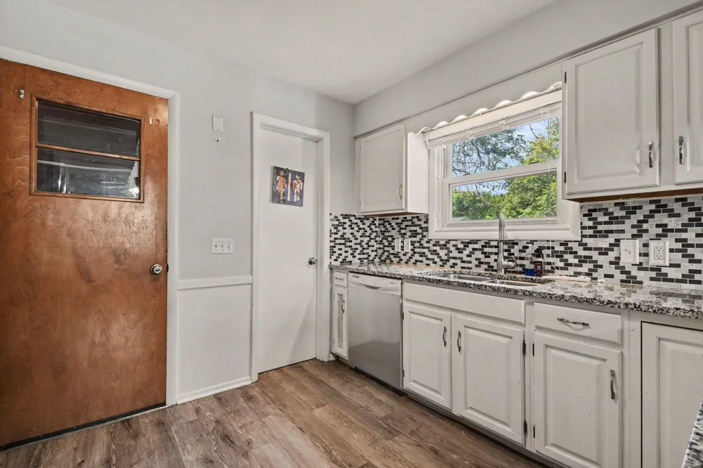3157 Locke Avenue SW Grandville, MI 49418
