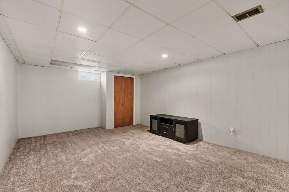 3157 Locke Avenue SW Grandville, MI 49418