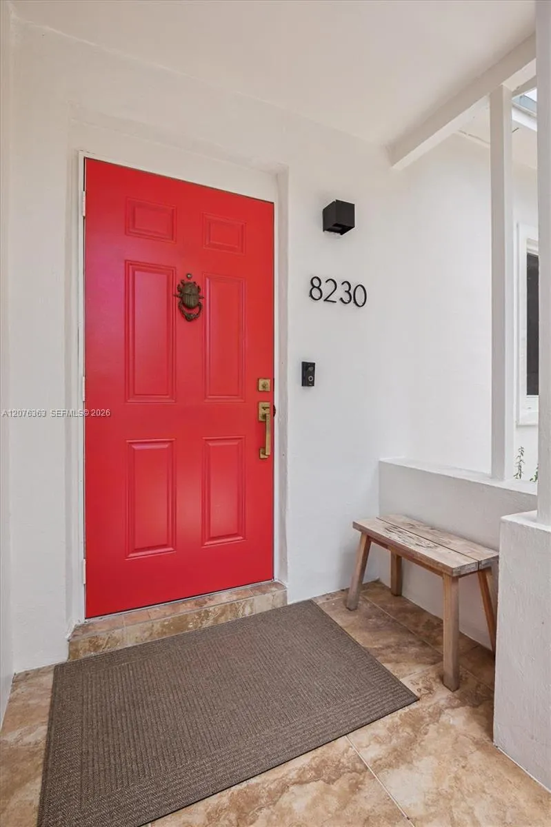 8230 NE 1st Pl Miami, FL 33138