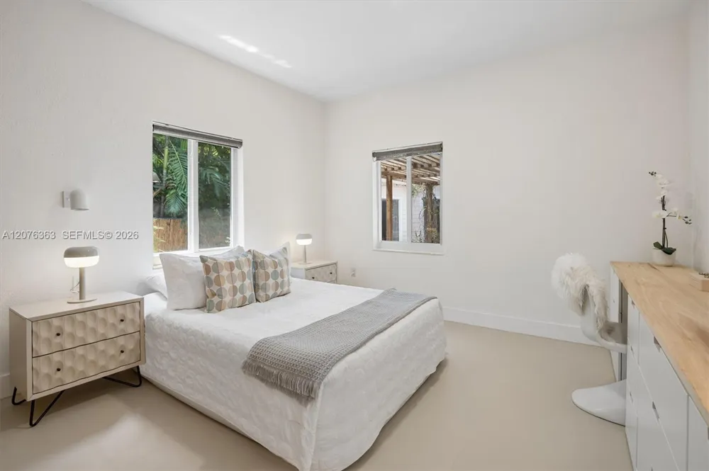 8230 NE 1st Pl Miami, FL 33138