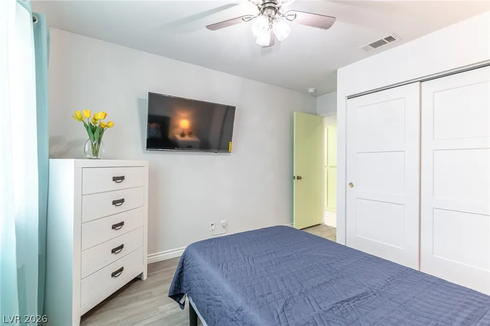 105 S Cimarron Road Las Vegas, NV 89145
