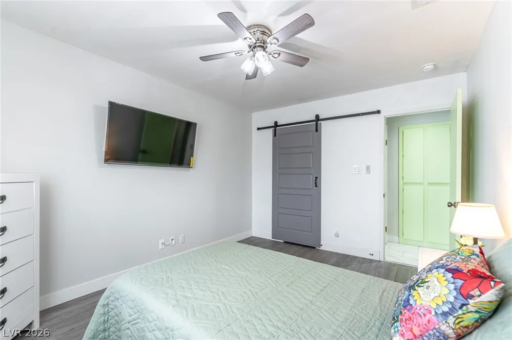 105 S Cimarron Road Las Vegas, NV 89145