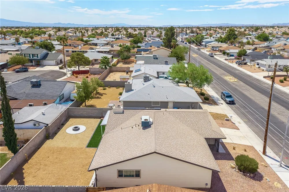 105 S Cimarron Road Las Vegas, NV 89145