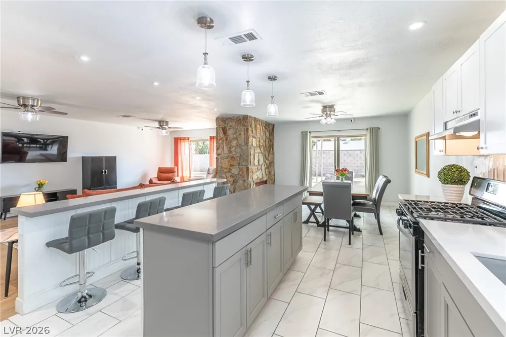 105 S Cimarron Road Las Vegas, NV 89145