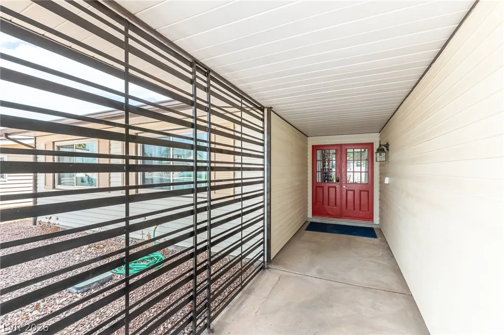 105 S Cimarron Road Las Vegas, NV 89145