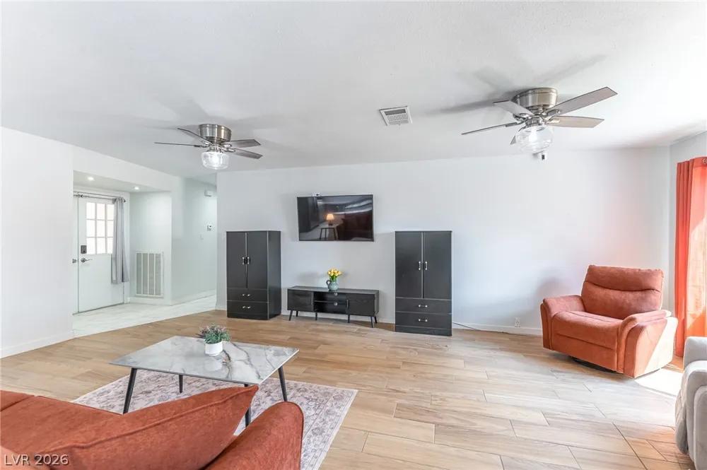 105 S Cimarron Road Las Vegas, NV 89145