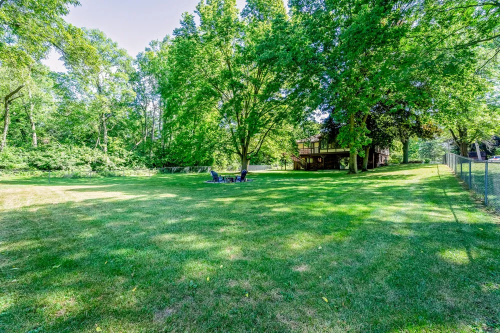 6549 Napier Road Salem Township, MI 48170