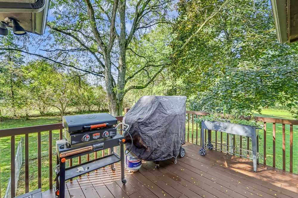 6549 Napier Road Salem Township, MI 48170