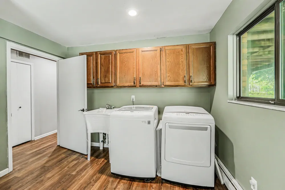 6549 Napier Road Salem Township, MI 48170