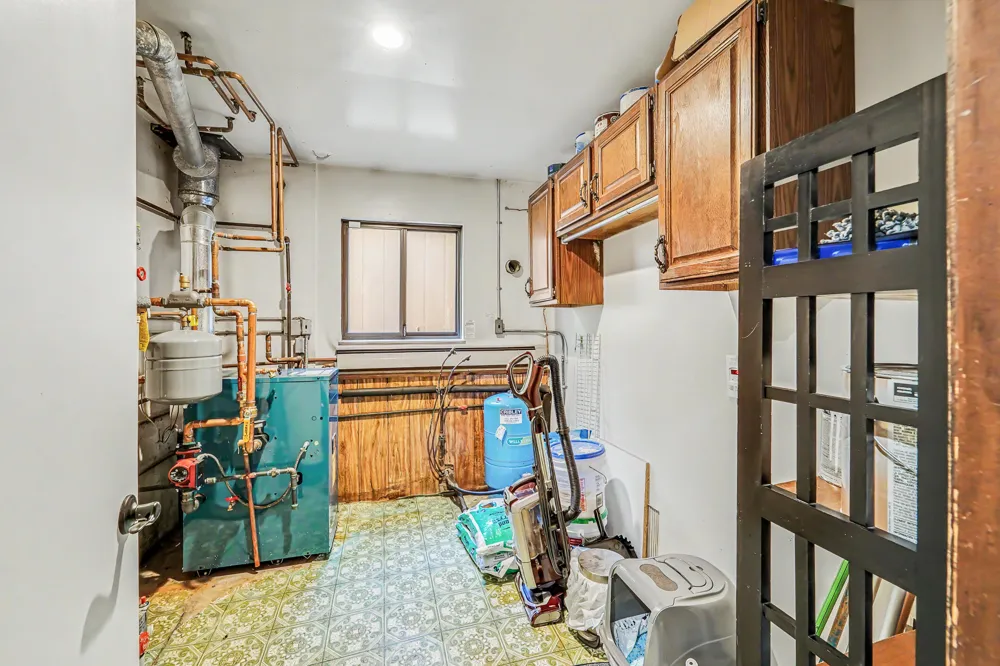 6549 Napier Road Salem Township, MI 48170