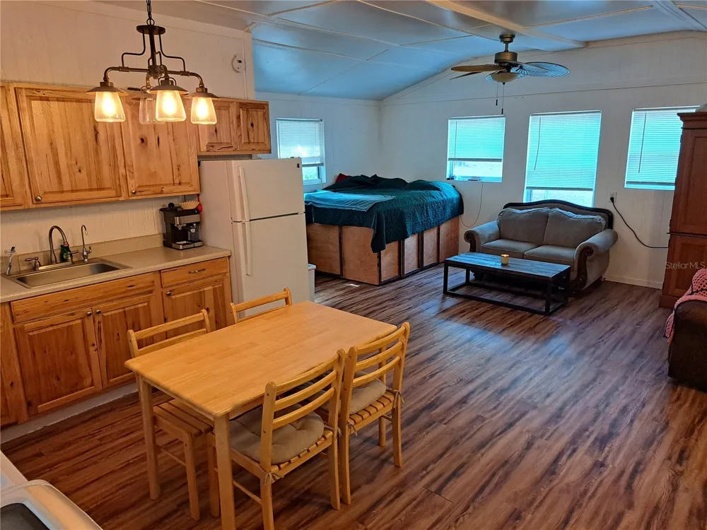17010 SE 95TH ST RD Ocklawaha, FL 32179