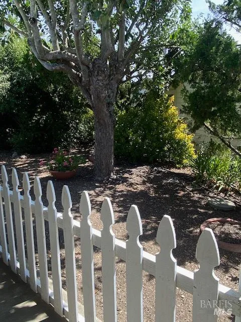 91 Sequoia Circle Santa Rosa, CA 95403