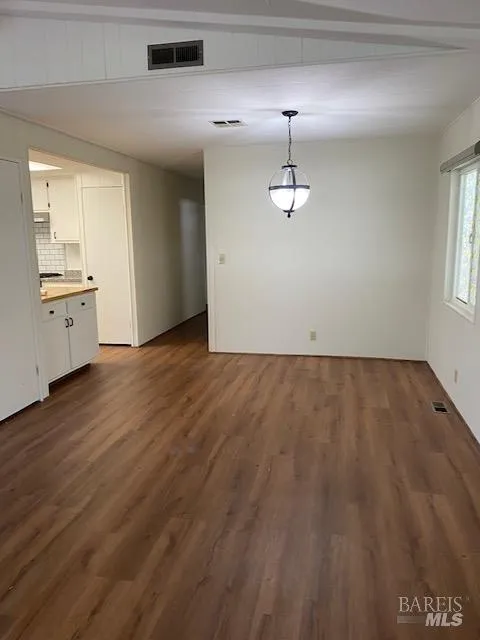 91 Sequoia Circle Santa Rosa, CA 95403