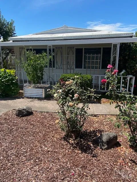 91 Sequoia Circle