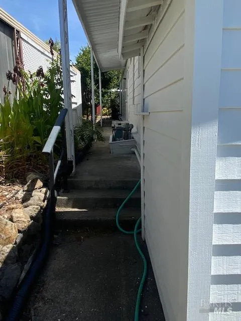91 Sequoia Circle Santa Rosa, CA 95403