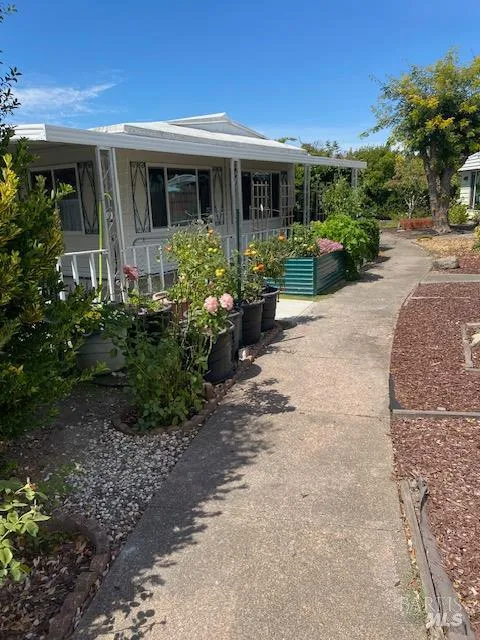 91 Sequoia Circle Santa Rosa, CA 95403