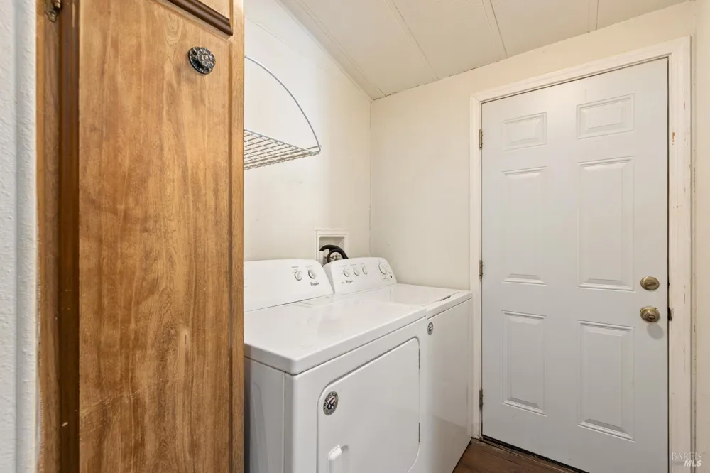 6153 James Street Clearlake, CA 95422