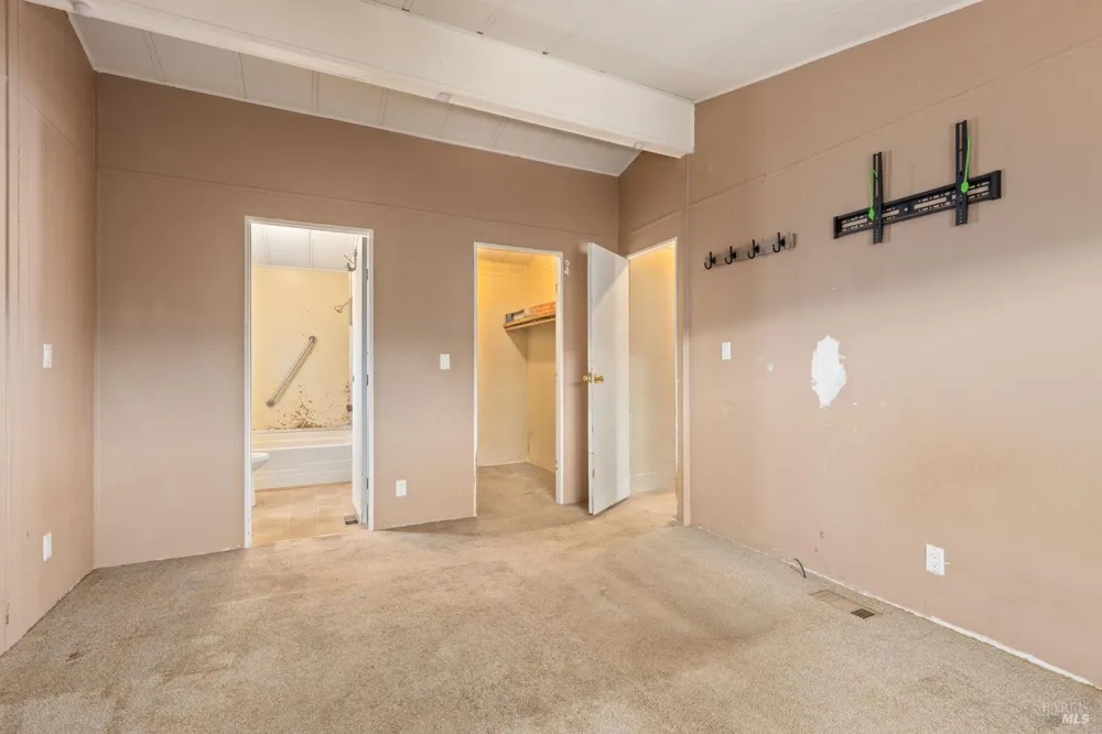6153 James Street Clearlake, CA 95422