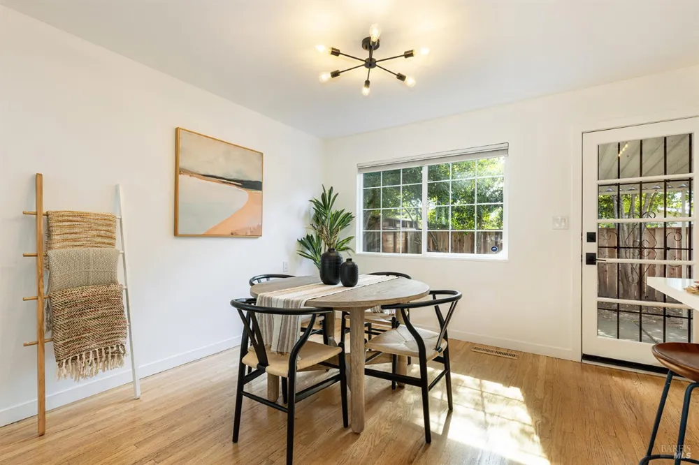 3125 Montclair Avenue Napa, CA 94558