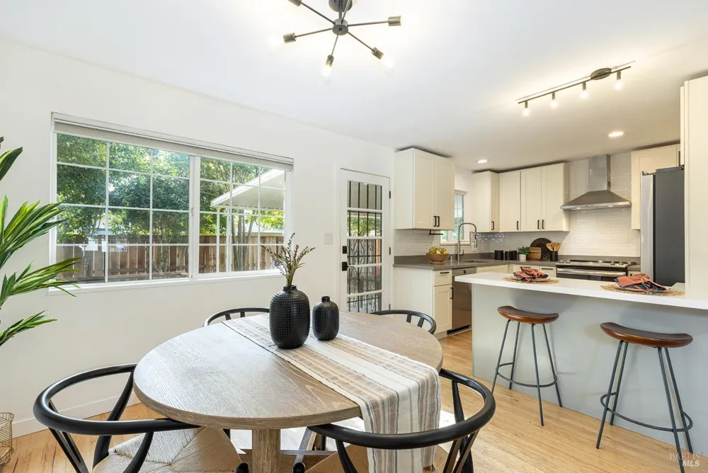 3125 Montclair Avenue Napa, CA 94558