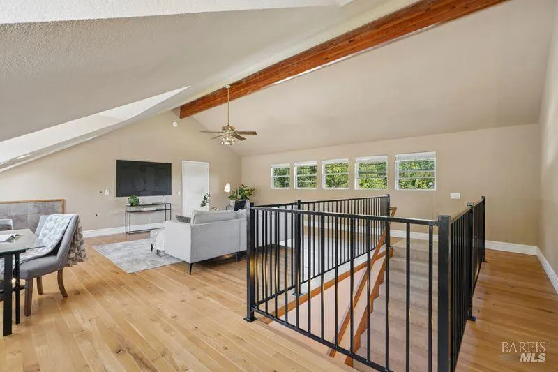822 Robinson Road Sebastopol, CA 95472