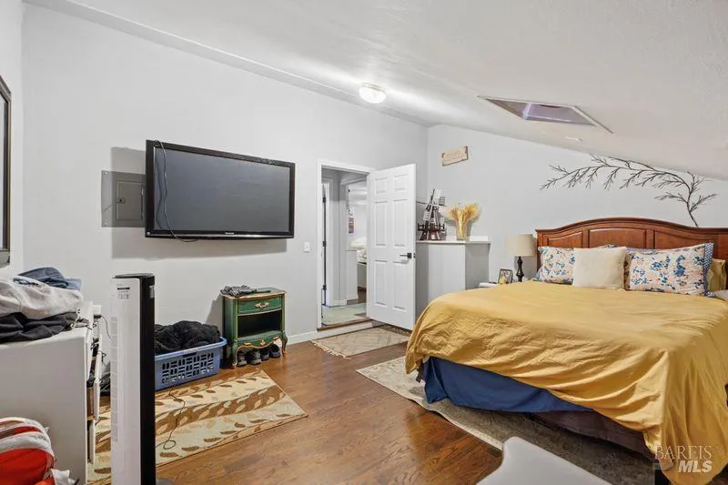 822 Robinson Road Sebastopol, CA 95472