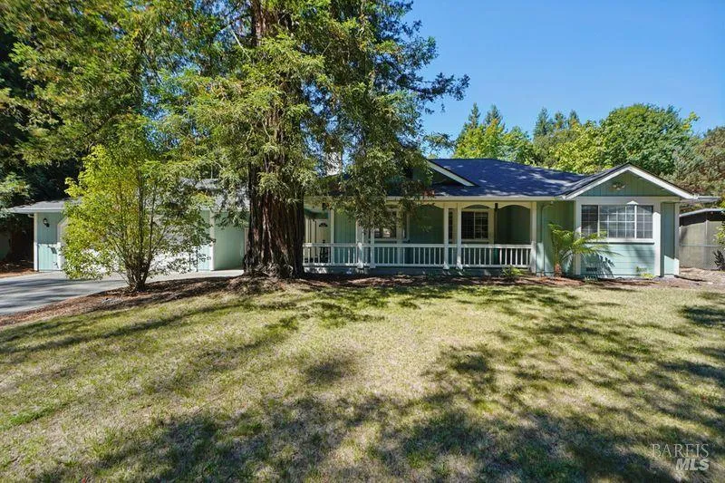 822 Robinson Road Sebastopol, CA 95472
