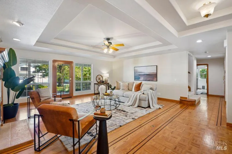 822 Robinson Road Sebastopol, CA 95472