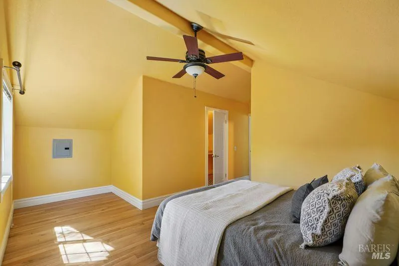 822 Robinson Road Sebastopol, CA 95472