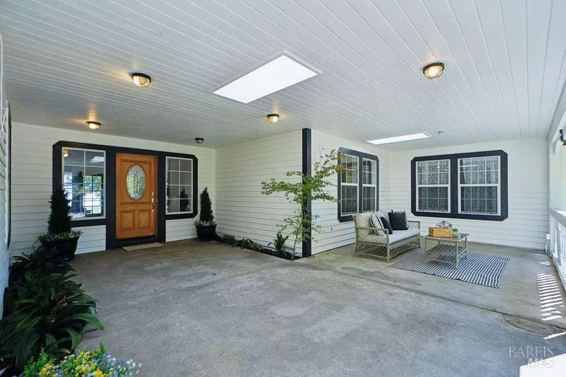 822 Robinson Road Sebastopol, CA 95472