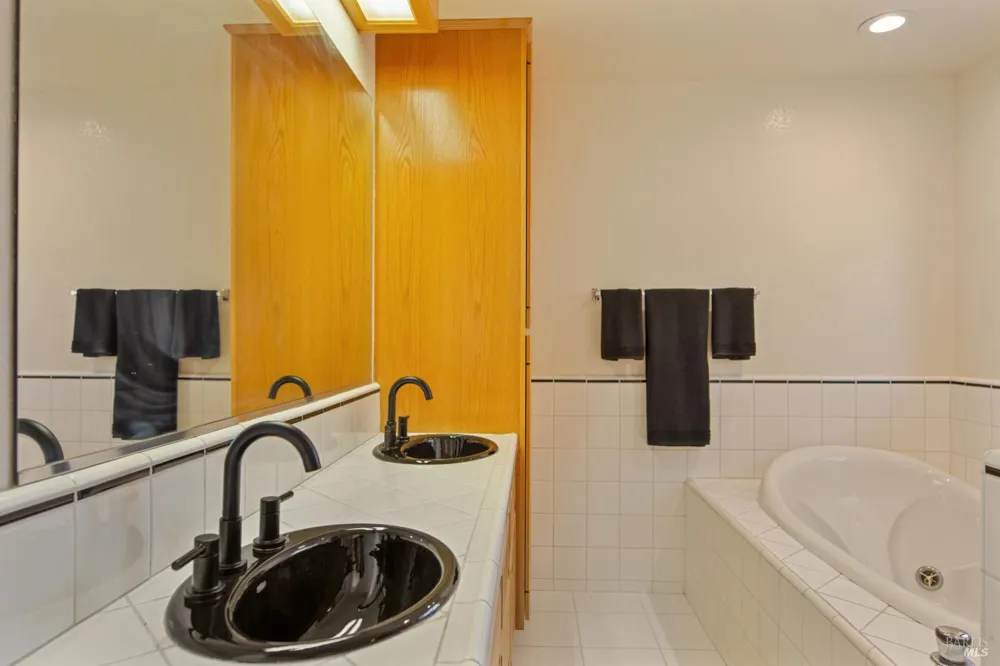 11087 Fairway Drive Kelseyville, CA 95451