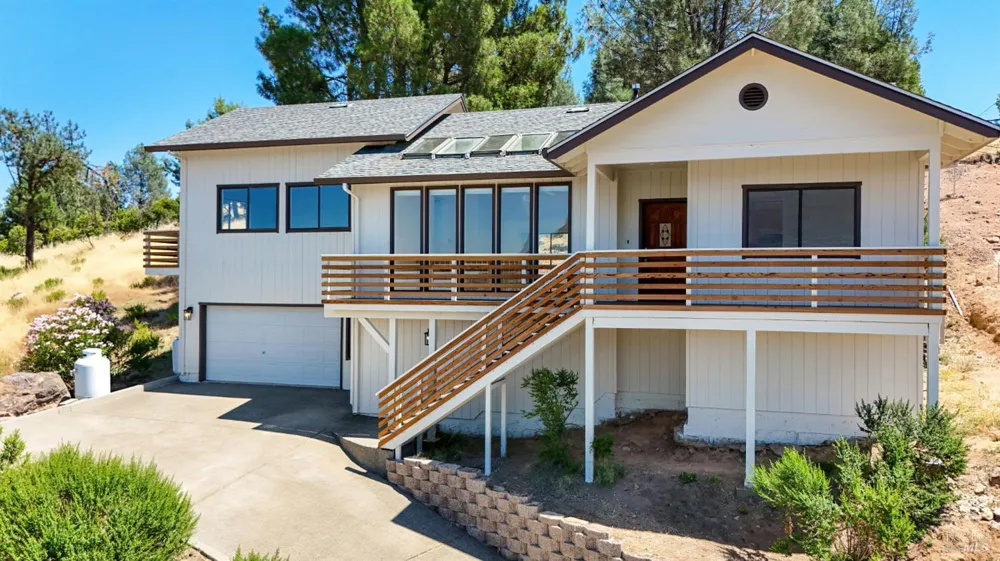 11087 Fairway Drive Kelseyville, CA 95451