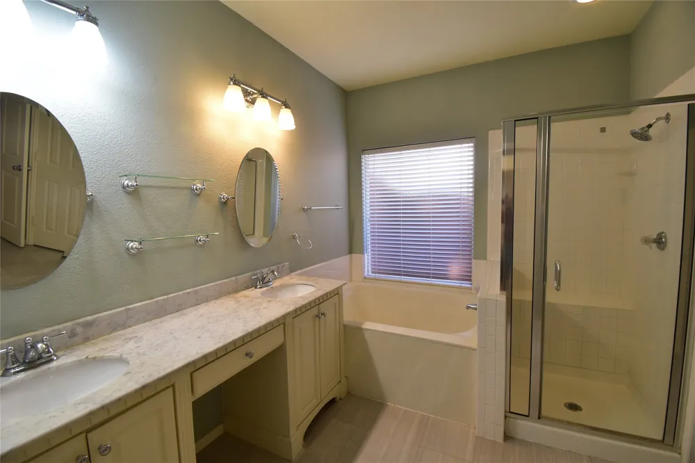 1109 Shadow Lakes Boulevard Allen, TX 75002
