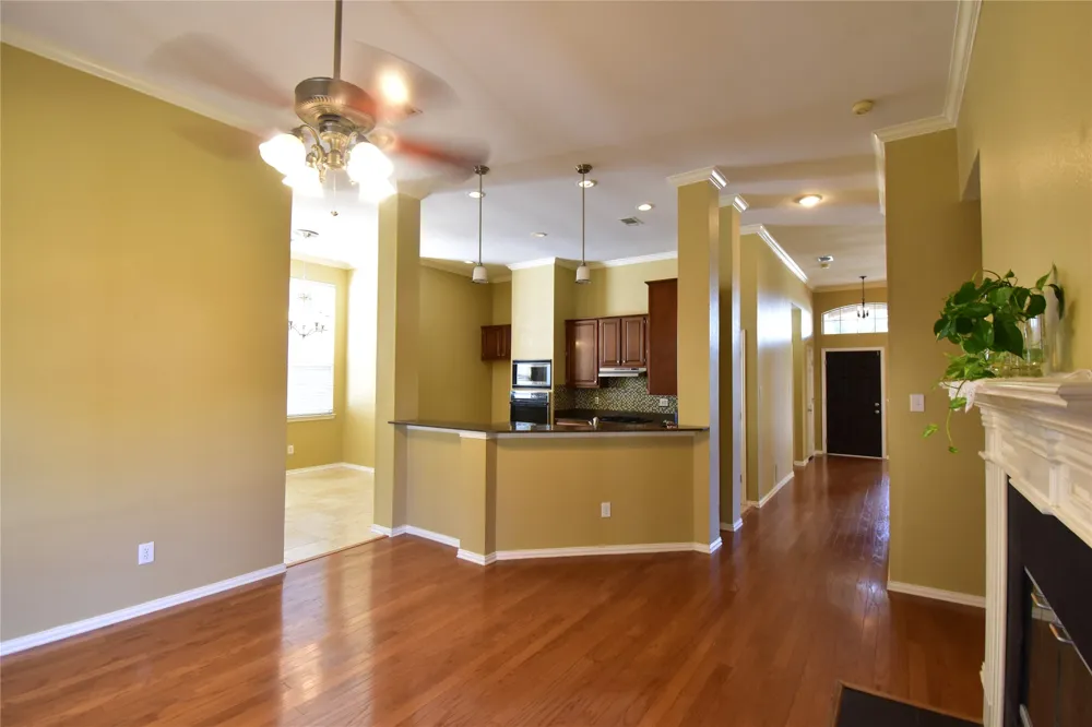 1109 Shadow Lakes Boulevard Allen, TX 75002