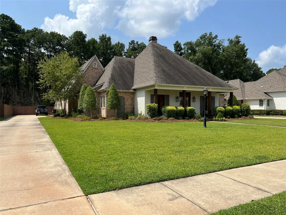 435 Oakwood Trace Court Shreveport, LA 71106