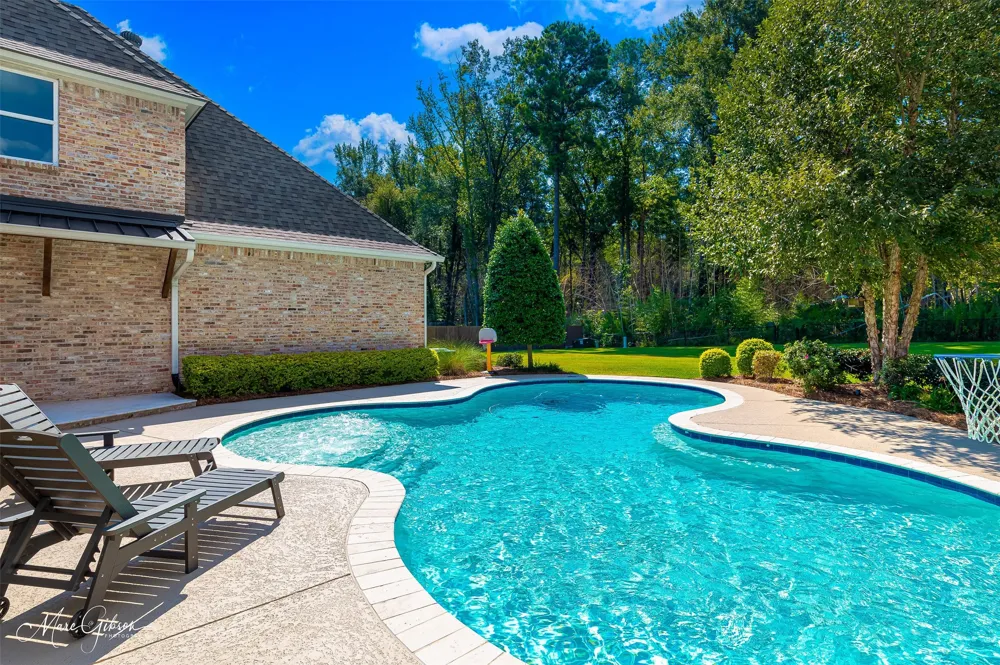435 Oakwood Trace Court Shreveport, LA 71106
