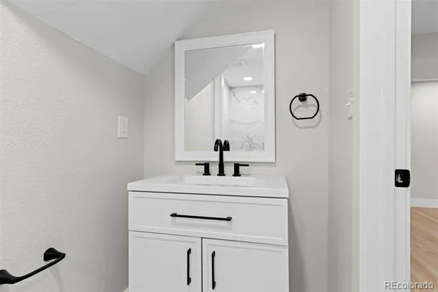 1077 S Joplin Way Aurora, CO 80017