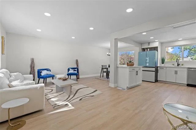 1077 S Joplin Way Aurora, CO 80017