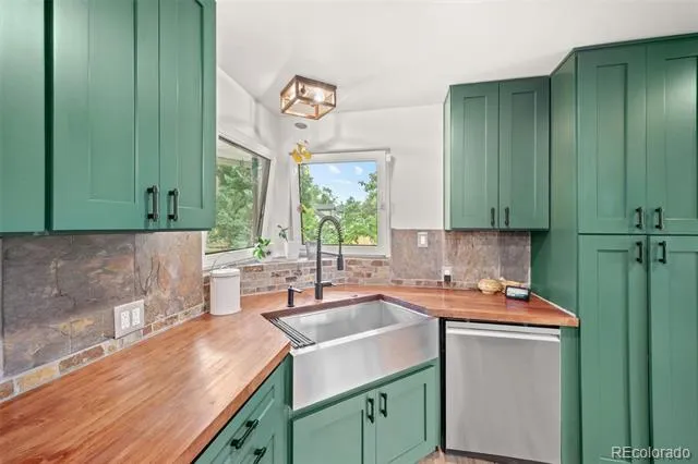 3560 Everett Street Wheat Ridge, CO 80033