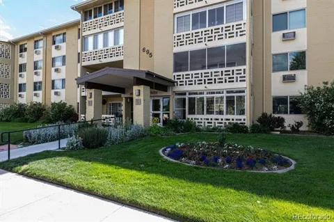 695 S Alton Way #5A