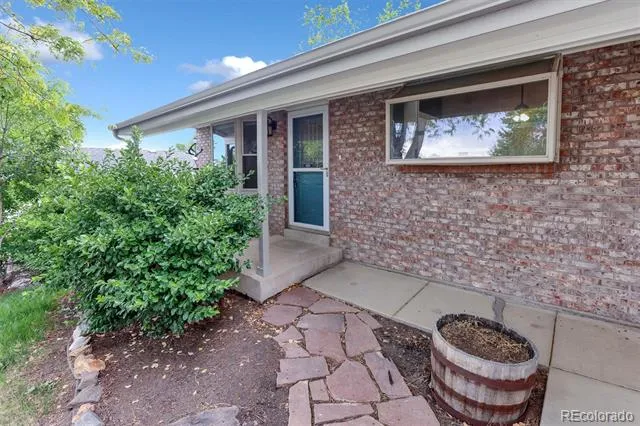 5892 W 75th Place Arvada, CO 80003