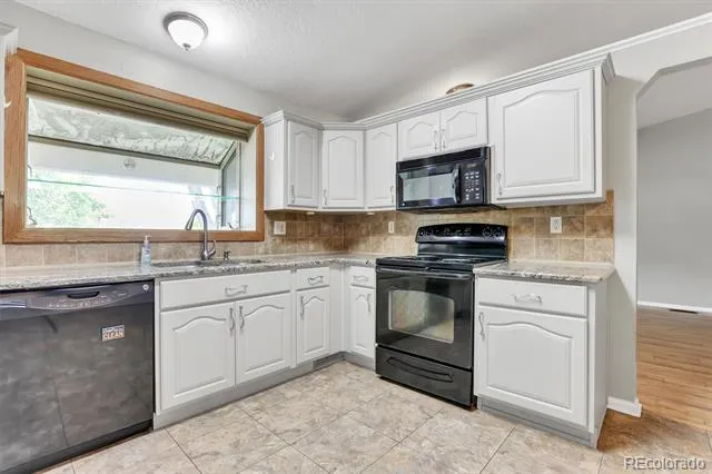 5892 W 75th Place Arvada, CO 80003