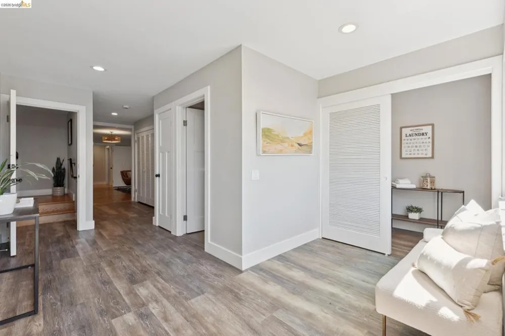22 Littlewood Drive Piedmont, CA 94611